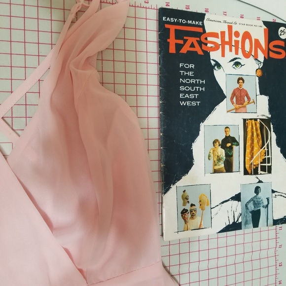 Pale Pink Pinxie Dress - Picture 6 of 8